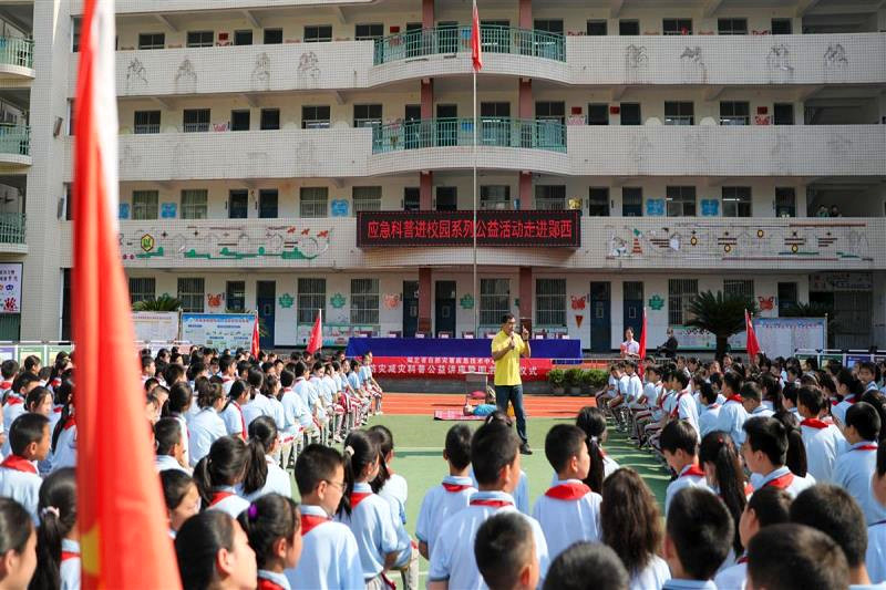 s_3d1d0375a60e0738_副本.jpg s_3d1d0375a60e0738_副本.jpg